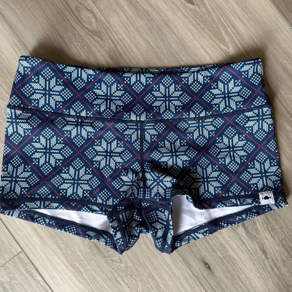 Snowflake WodBottom Booty Shorts